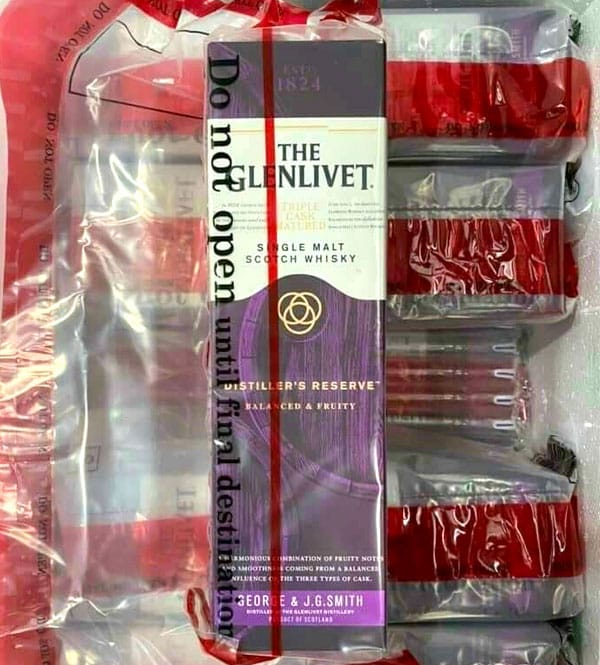 Rượu Glenlivet Tím Xách Tay Rượu Glenlivet tím xách tay