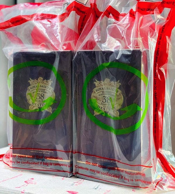Rượu Chivas 38 Năm Xách Tay Rượu Chivas 38 Năm Xách Tay