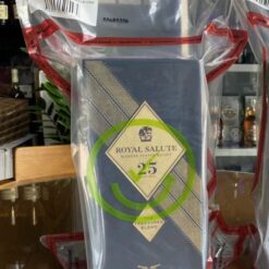 Rượu Chivas 25 Xách Tay Chai Sứ thực tế
