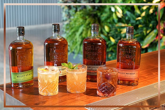 Rượu Bulleit Bourbon Rượu Bulleit Bourbon Whisky American
