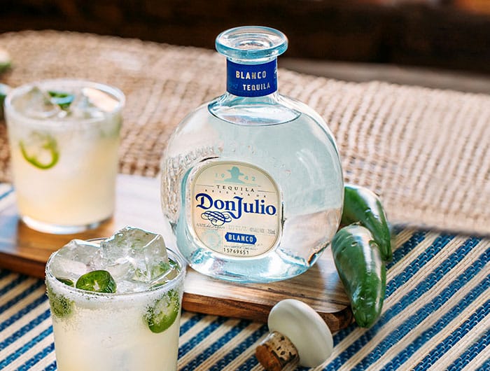Rượu Don Julio Blanco Rượu Don Julio Blanco Tequila