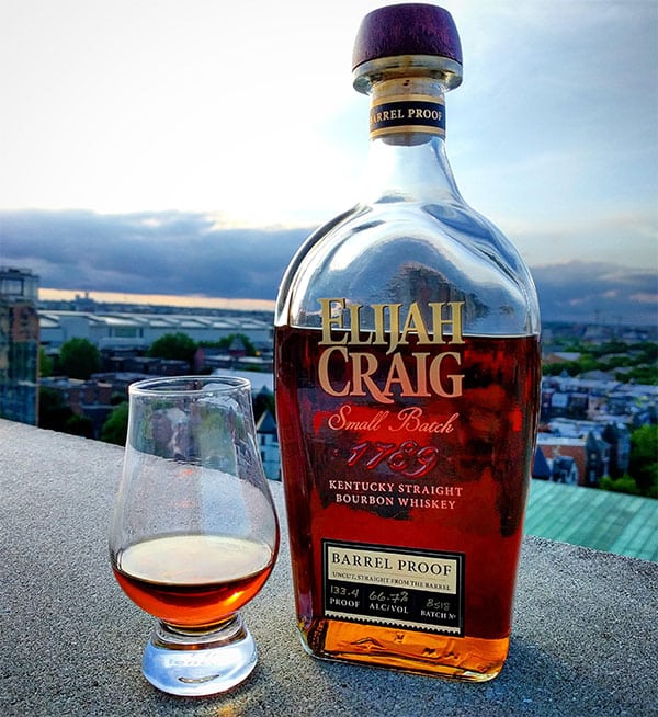 Rượu Elijah Craig Small Batch Rượu Elijah Craig Small Batch whisky