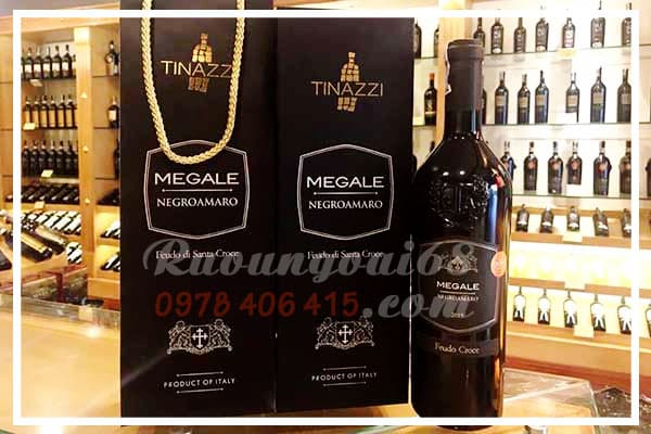 Rượu Vang Megale NegroAmaro Salento Nhãn Đen Rượu Vang Megale NegroAmaro Salento Nhãn Đen khá ấn tượng