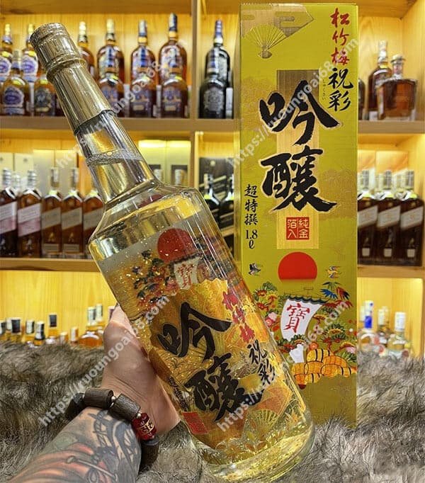 Rượu Sake Vẩy Vàng Takara Shozu Nhật Bản 1.8 lít Rượu sake vảy vàng 1,8l