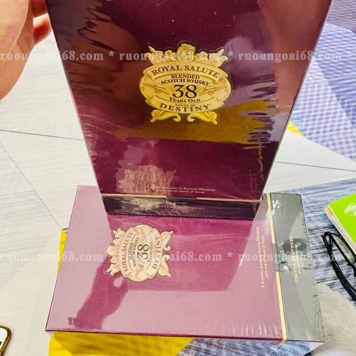 Rượu Chivas 38 Năm Mua rượu Chivas 38 Năm