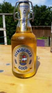 Bia FLENSBURGER GOLD 4,8 % (chai 330 ml)