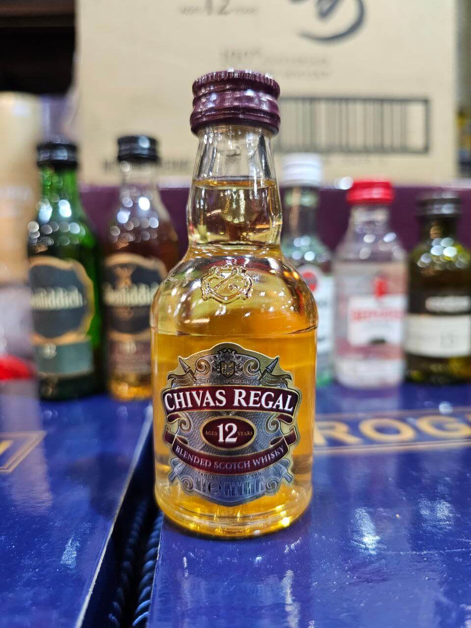 Rượu Mini Chivas 12 Năm 50ml Rượu Mini Chivas 12 Năm 50ml