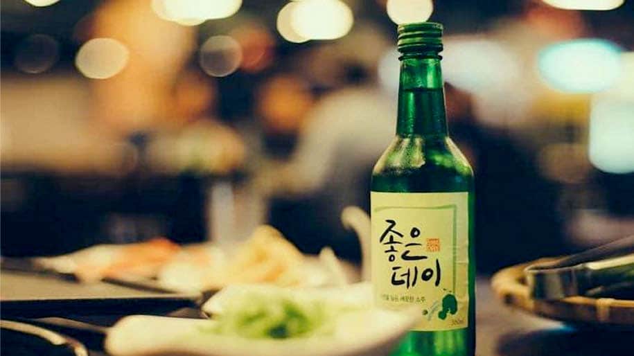 1 thùng rượu soju bao nhiêu tiền? bao nhiêu chai ? Hương vị rượu soju và nồng độ