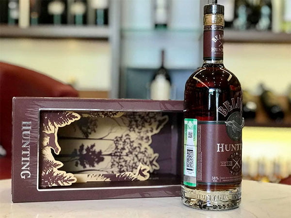Rượu Vodka Beluga Hunting Berry Vodka Beluga Hunting Berry