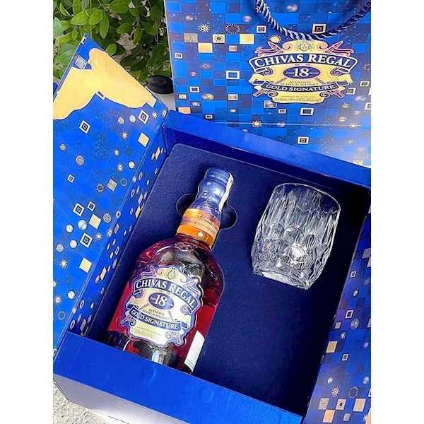 Giá Rượu Chivas 18 Hộp Xanh Khám Phá Đẳng Cấp Thượng Hạng