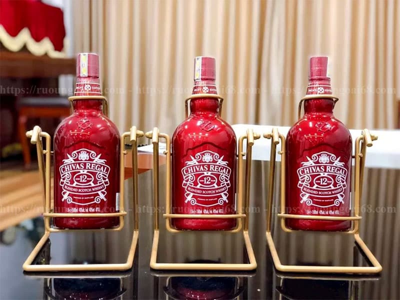 Chivas 12 năm 1.5 Lít Đỏ