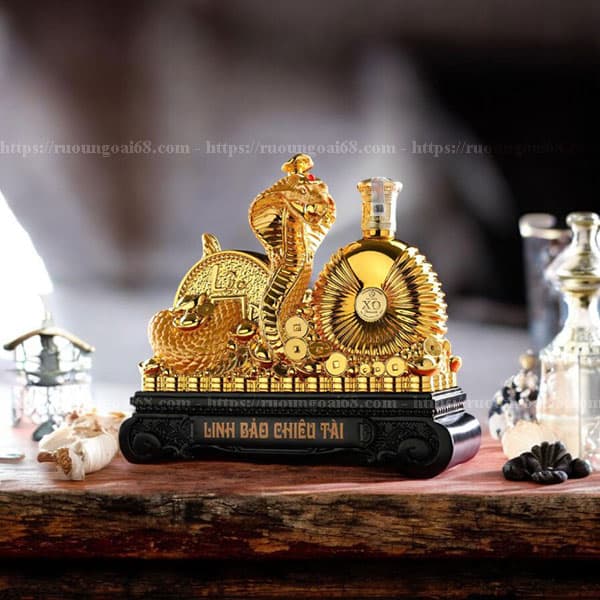 Rượu Linh Vật Rắn 2025 Linh Bảo Chiêu Tài Gold Rượu Linh Vật Rắn 2025 Linh Bảo Chiêu Tài Gold