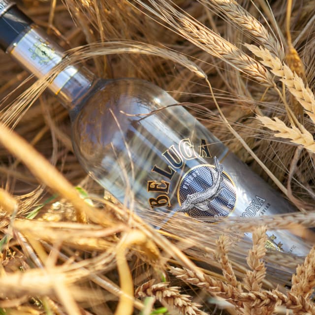Rượu Vodka Beluga Noble 1L Rượu Vodka Beluga Noble 1L