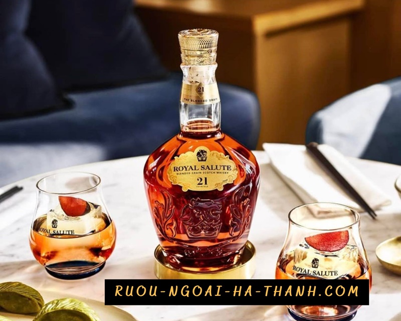 Tạo dấu ấn độc đáo khi tặng quà rượu chivas 21 Tạo dấu ấn độc đáo khi tặng quà rượu chivas 21