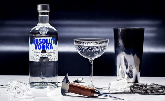 Vodka làm từ gì?