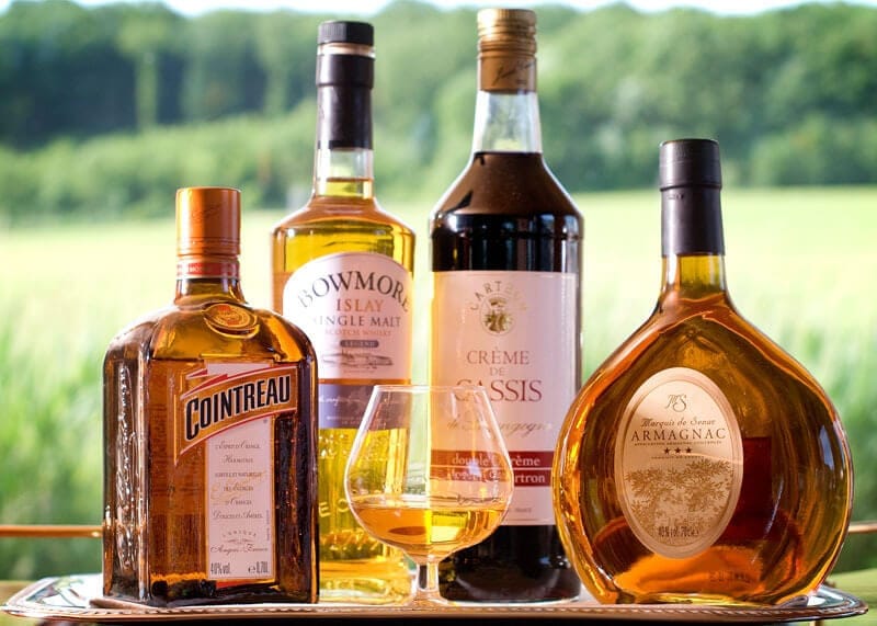 Angostura Bitter là gì? Tìm hiểu thông tin về dòng rượu đắng Angostura Bitter là gì