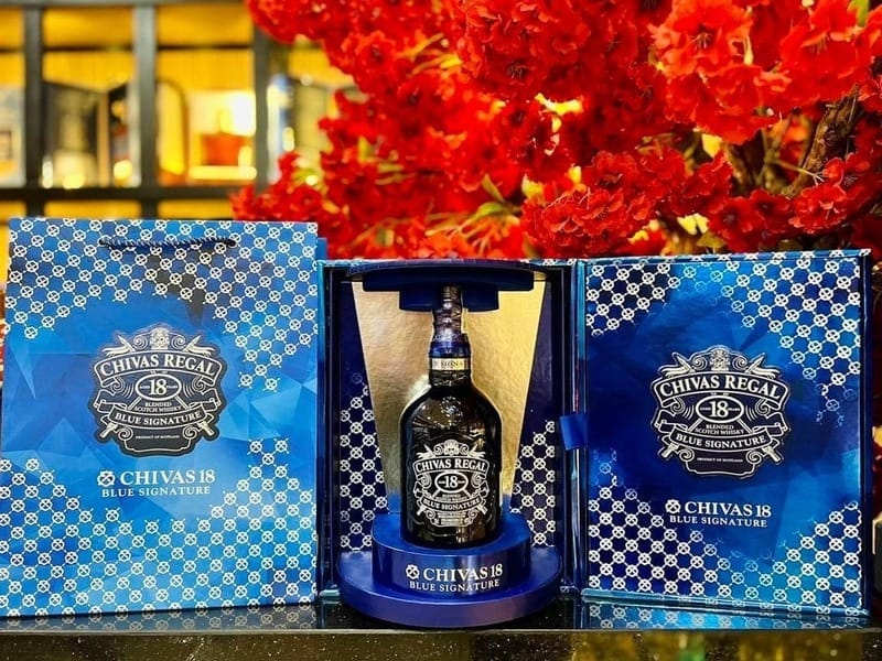 chivas 18 blue