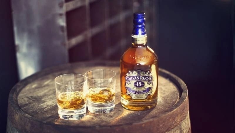 Rượu Chivas 18 nhập khẩu chính hãng, giá tốt Rượu Chivas 18