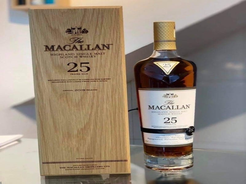 Rượu Macallan 25