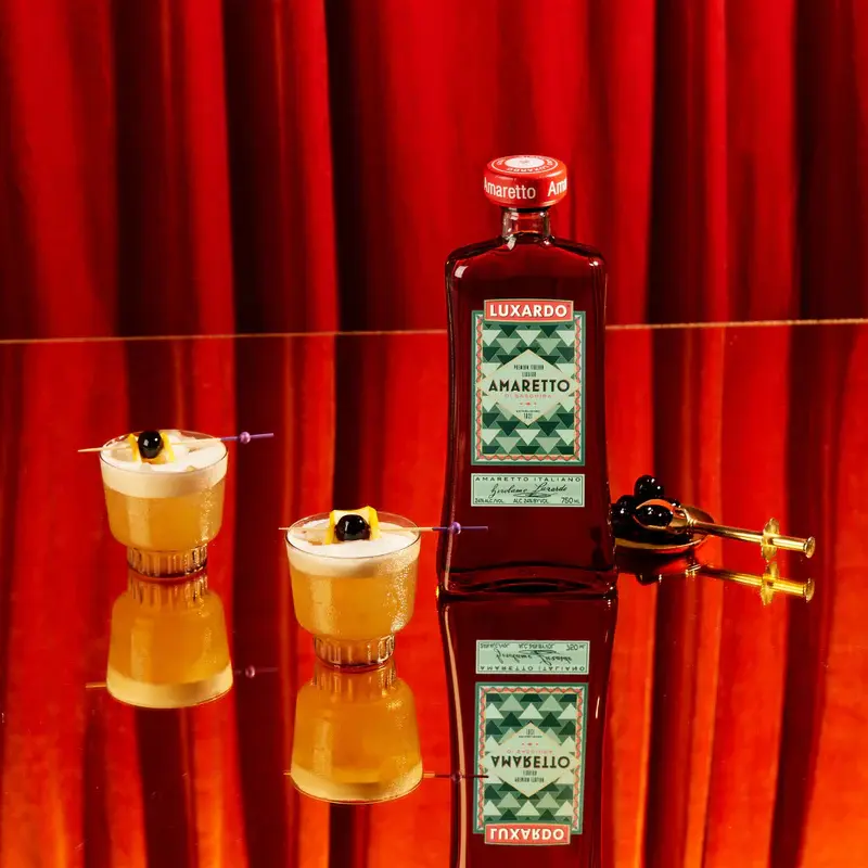 Rượu Luxardo Amaretto Di Saschira