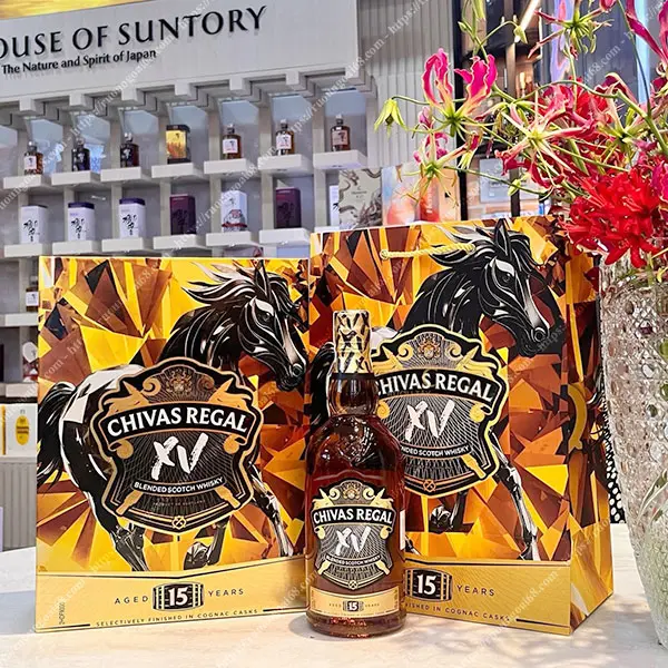 Chivas XV 15 Năm Hộp Quà Tết 2026 Chivas XV 15 Năm Hộp Quà Tết 2026