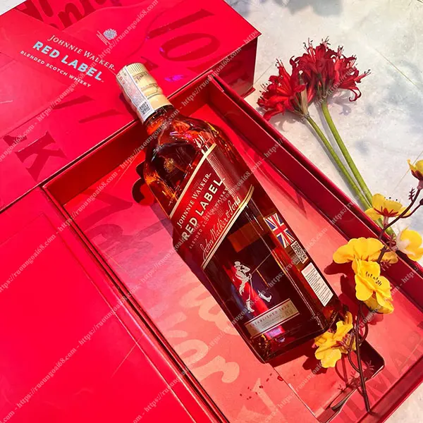 Johnnie Walker Red Label Hộp Quà Tết 2026 Johnnie Walker Red Label Hộp Quà Tết 2026