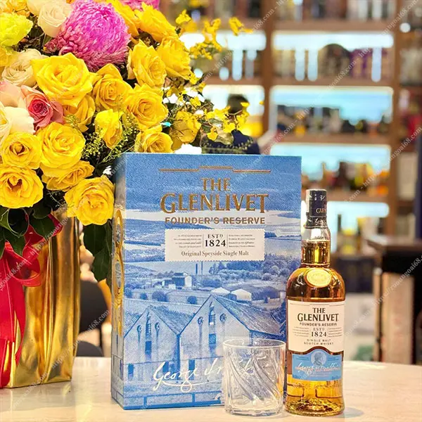 Glenlivet Founder's Reserve Hộp quà Tết 2026 Glenlivet Founder's Reserve Hộp quà Tết 2026