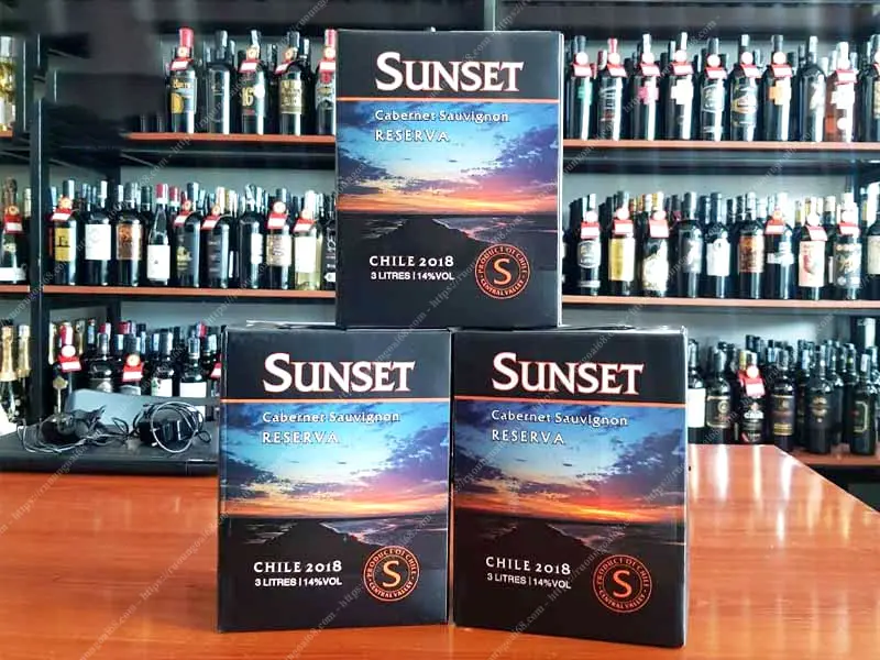 Rượu Vang Bịch 3 lít Sun Set Reserva 14% Rượu Vang Bịch 3 lít Sun Set Reserva 14%