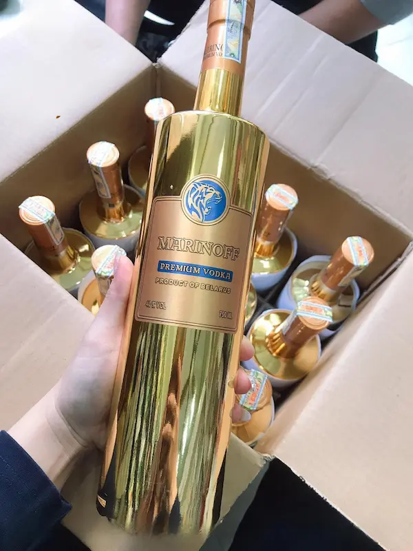 Vodka Marinoff Premium quy cách 12 chai/thùng